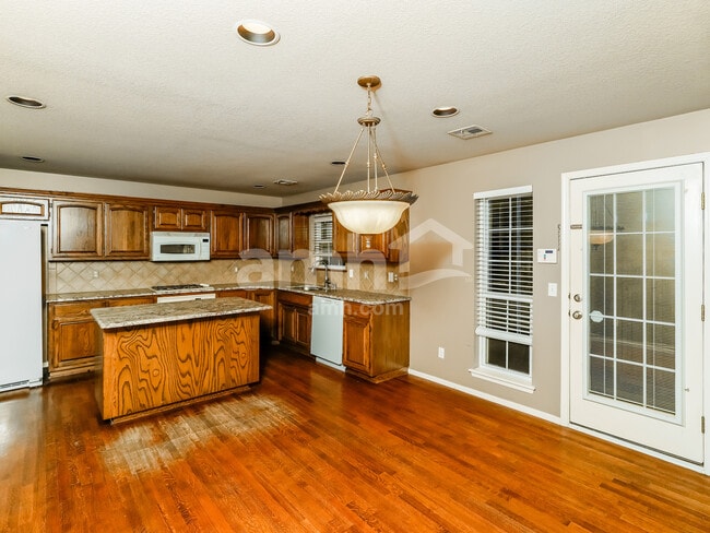 Photo - 917 S Desert Palm Ave