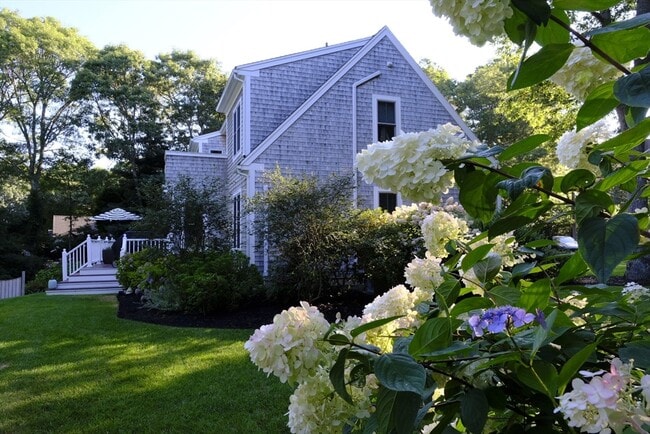 Photo - 110 Clamshell Cove Rd