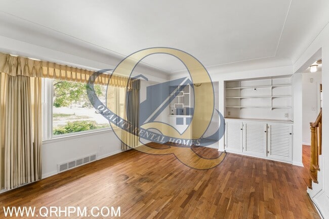 Photo - Available Now!!! 4 Bed, 2.5 Bath!!