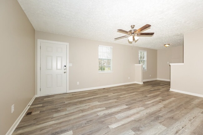 Photo - 111 Ridgeview Ct