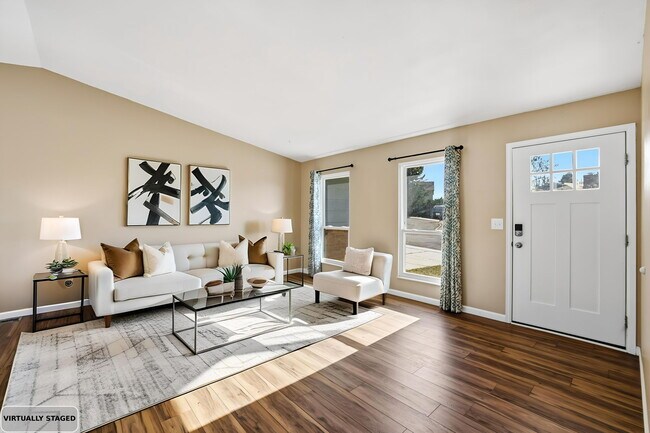 Photo - $400 Off Monthly | 4 Bed 2.5 Bath Home w/ ...