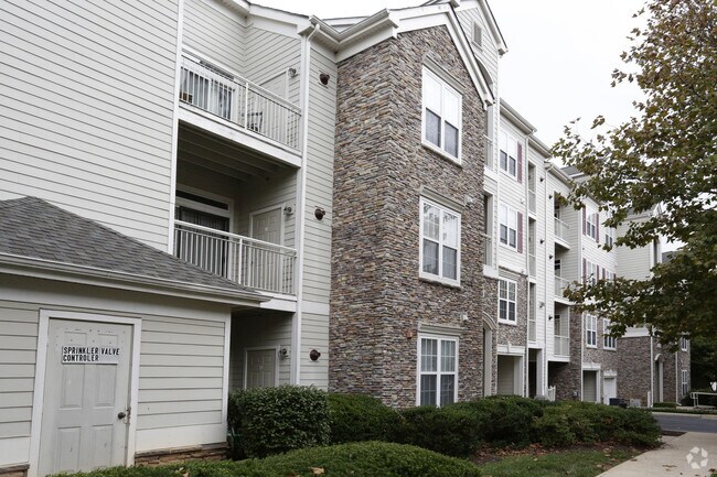 StoneRidge Apartments