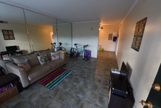 Photo - 57 Hanover Cir