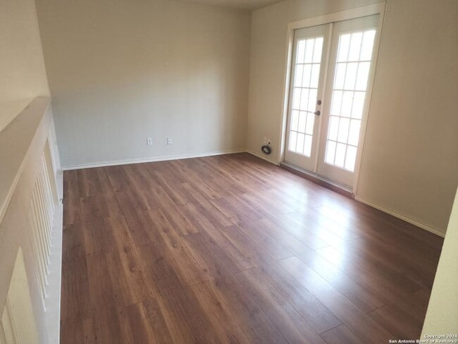 Photo - 14911 Elkton Dr