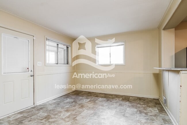 Photo - 2713 Marling Dr