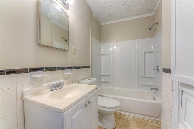 Photo - 1736 Edward Ave Unit 1736 Edward Ave
