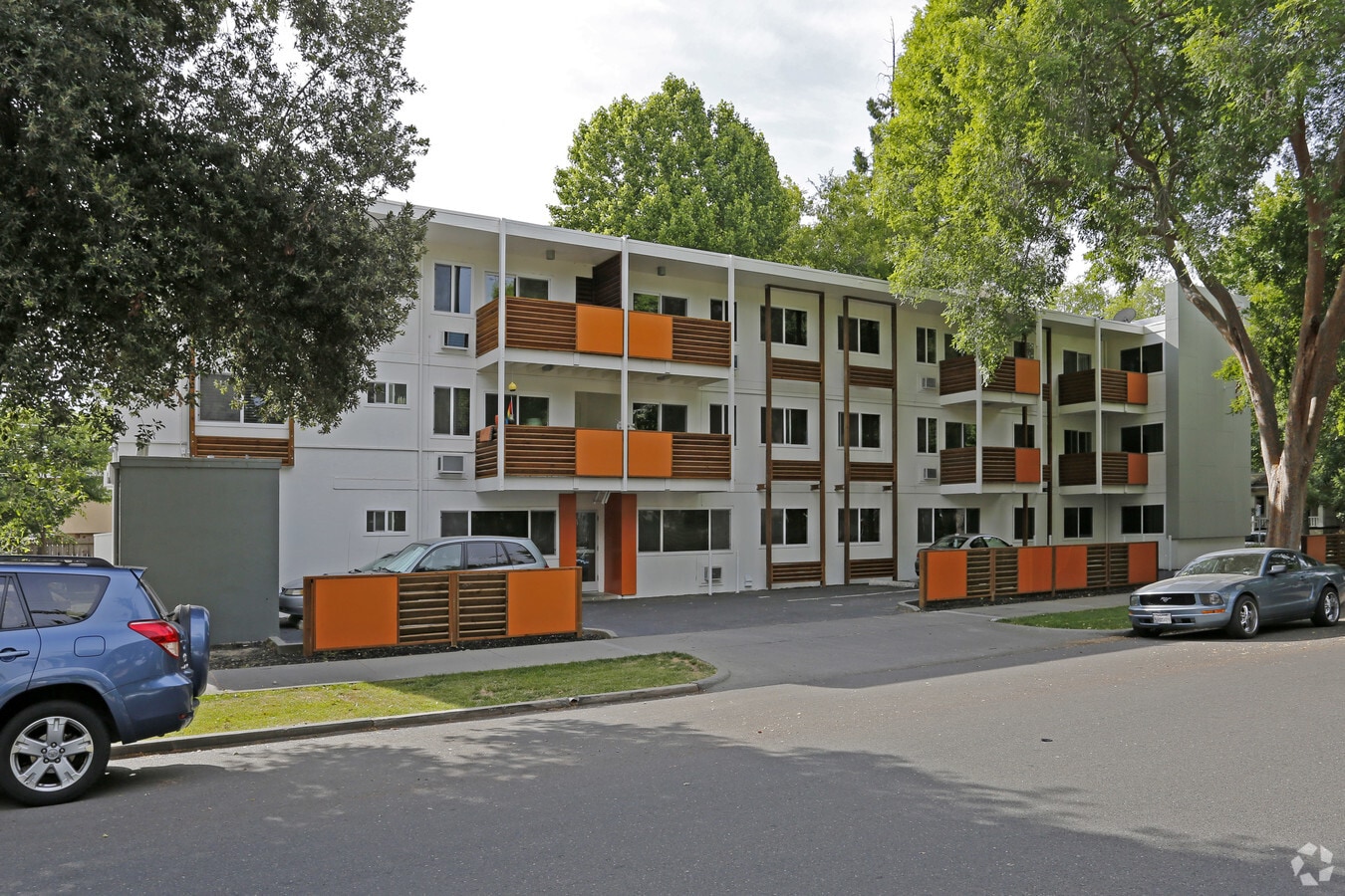 The Elan Apartments - The Elan Apartments