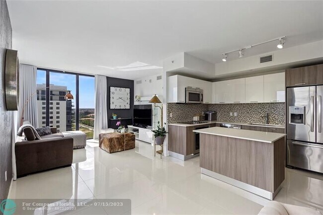 Photo - 5300 NW 85th Ave