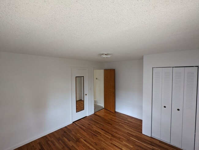 Photo - Beautiful Four Bedroom Two Bathroom House ...