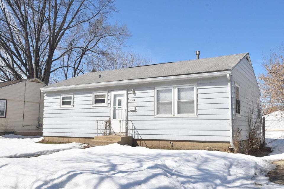 Photo - 6948 W Herbert Ave