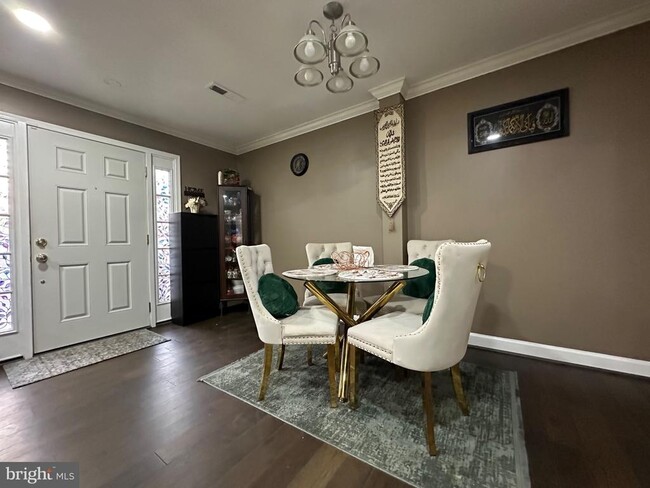 Photo - 12103 Salemtown Dr