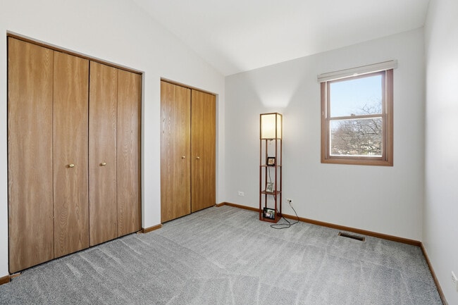 Photo - 466 Nicole Dr