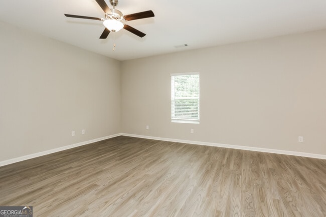 Photo - 518 Firethorn Ct