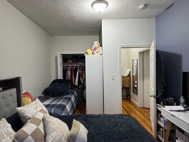 Photo - 139 London St Unit 3