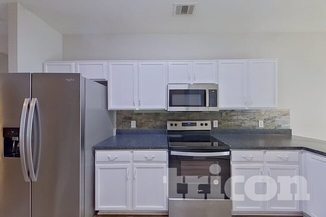 Photo - 396 Florence Dr