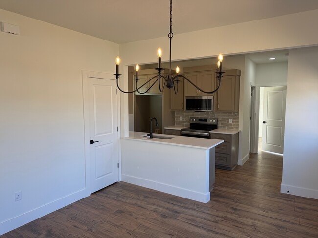 Photo - 401 Birmingham St SE