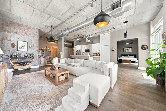Photo - 410 NW 1st Ave Unit 202