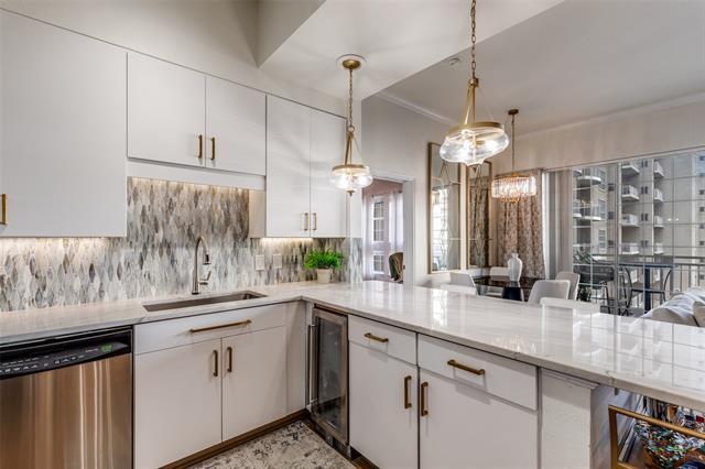 Photo - 3225 Turtle Creek Blvd Blvd Unit 719