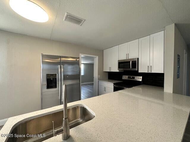 Photo - 342 Crown Blvd