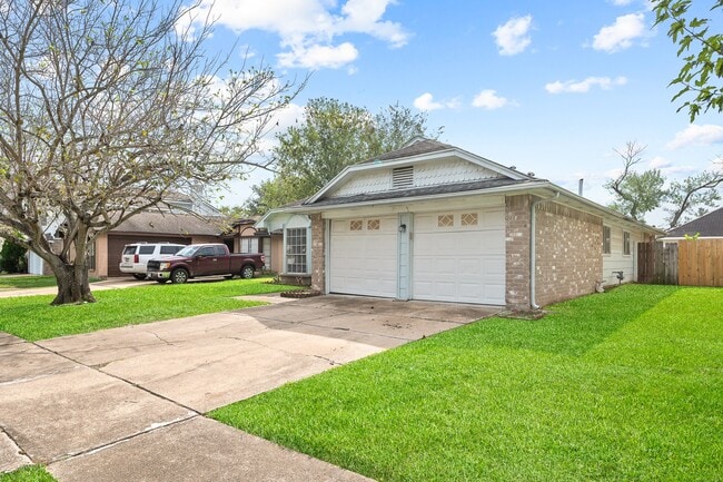 Photo - 16019 Mission Village Dr