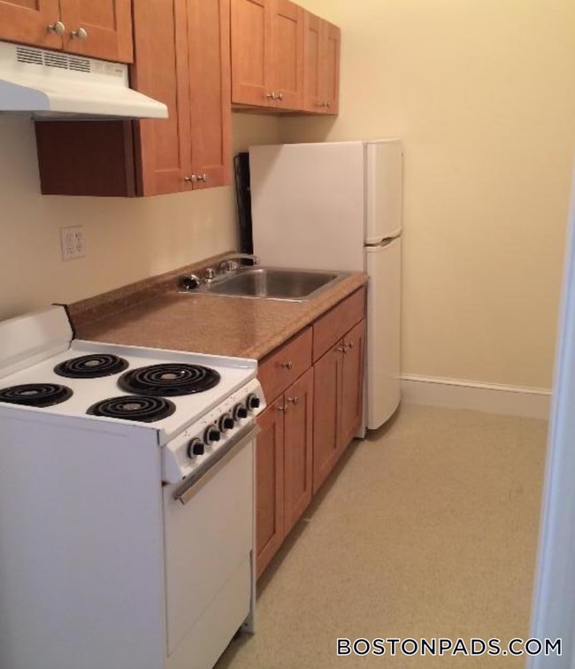 31 Park Dr Unit 12