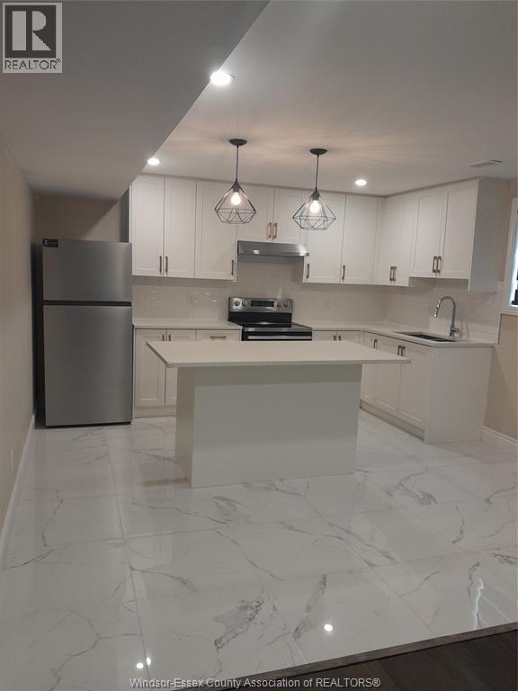 Photo - 522 Lesperance Rd