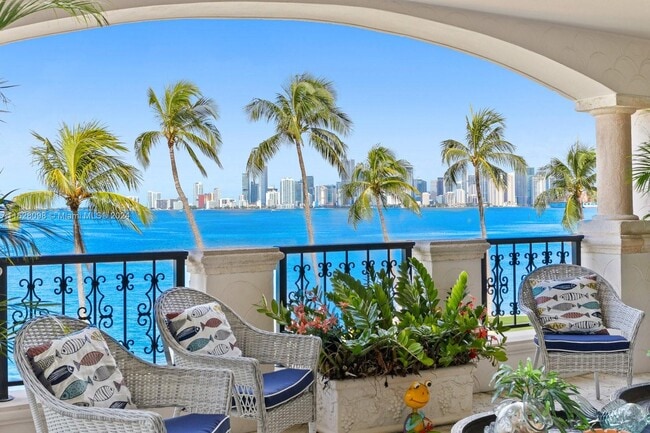 Building Photo - 5221 Fisher Island Dr Unit 5221 Rental