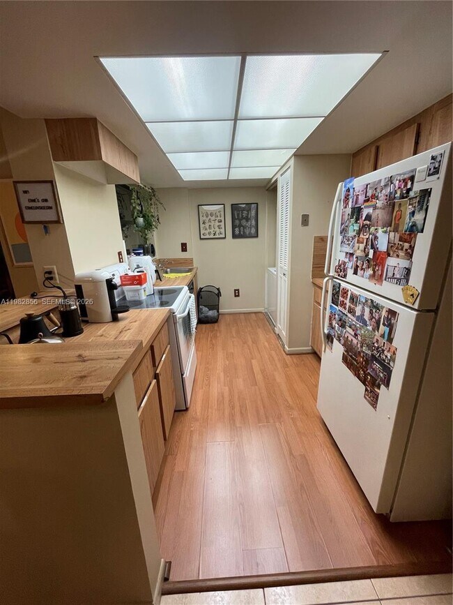 Photo - 6800 Cypress Rd Unit 305