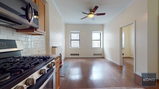 Building Photo - 955 Second Avenue Unit 3 Rental