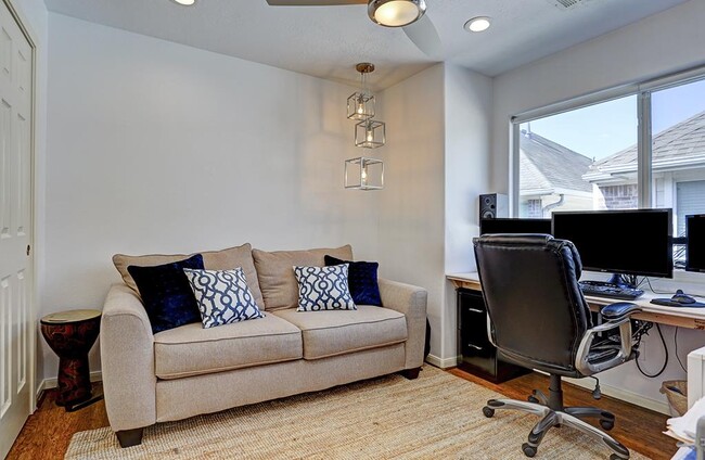 Photo - 311 Bayou St