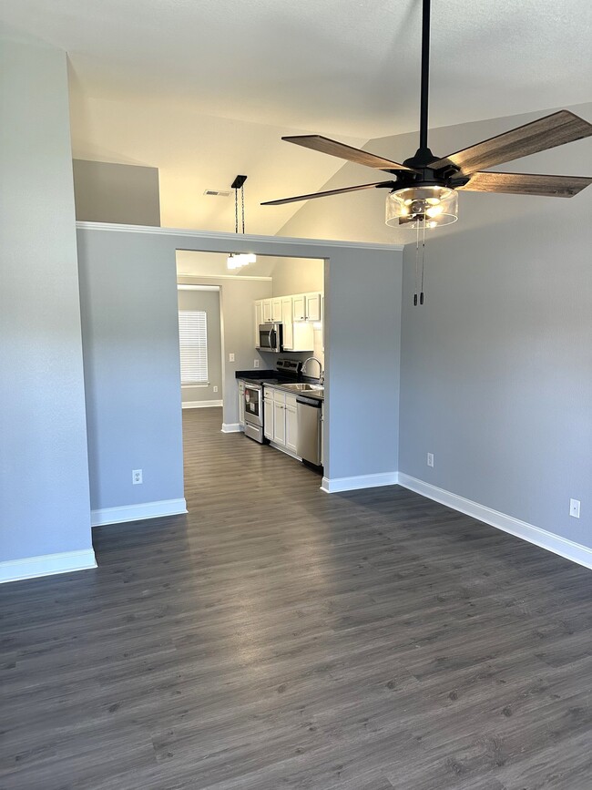 Photo - 3808A Palmer Dr