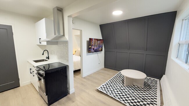 Photo - 60 Triller Ave