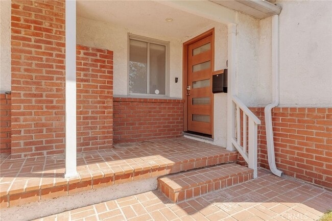 Photo - 709 Avenue D