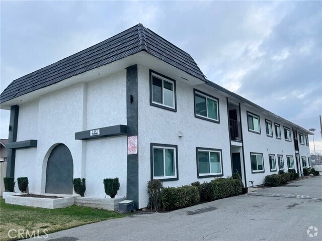 Building Photo - 1470 3rd St Unit 2 Rental