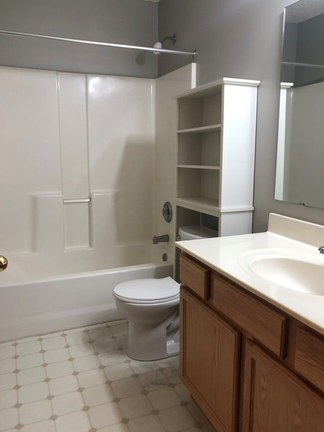 Photo - 525 Tanager Path