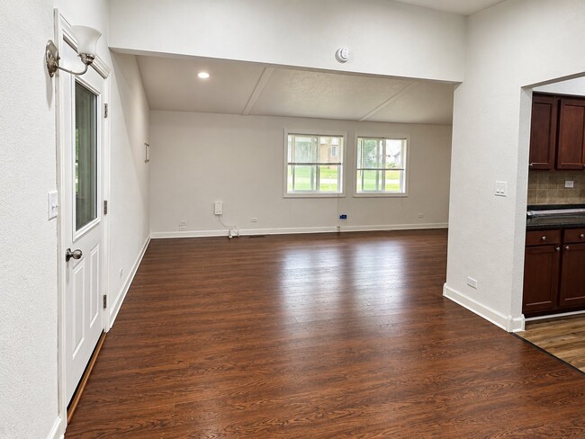 905 Bishop Ave