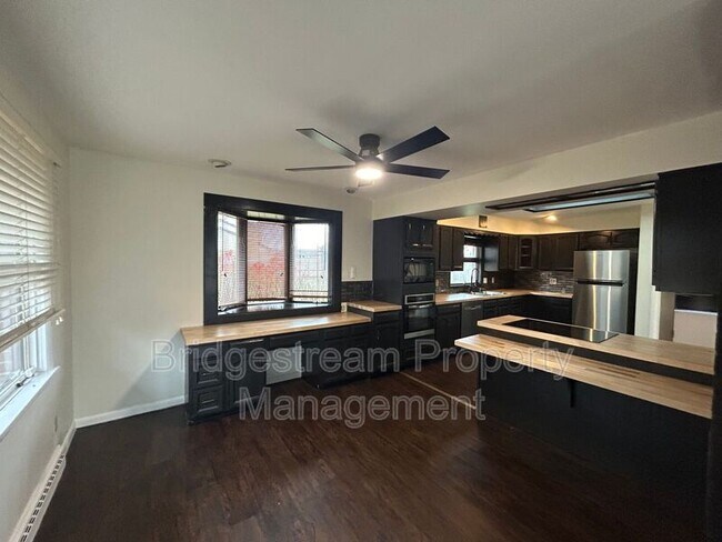 Photo - 7201 Englewood Dr