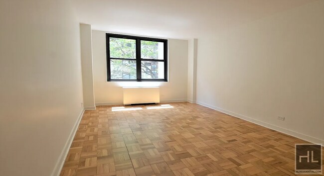 Photo - EAST 49 STREET Unidad 5B