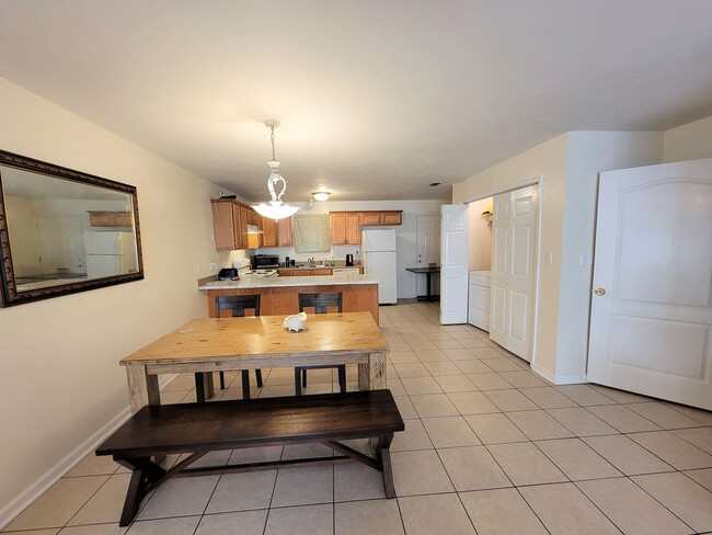 Photo - Large 4 bedroom town home with ceramic tile for rent right away for $1650