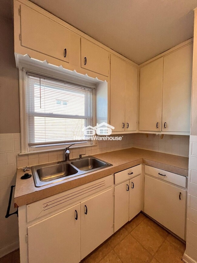 Photo - 1144 Polk Blvd