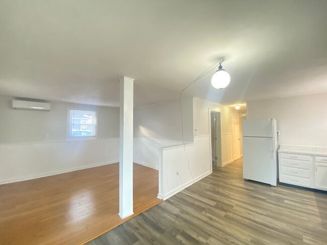 Photo - 30 Thorwald Ave