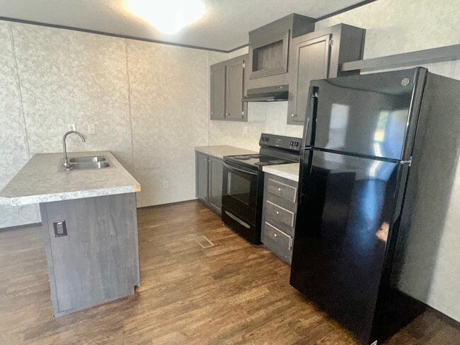 Photo - 508 Blakley Dr