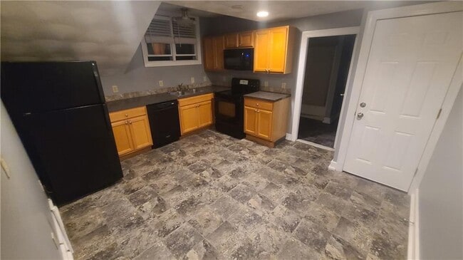 Photo - 413 Atwells Ave Unit 3