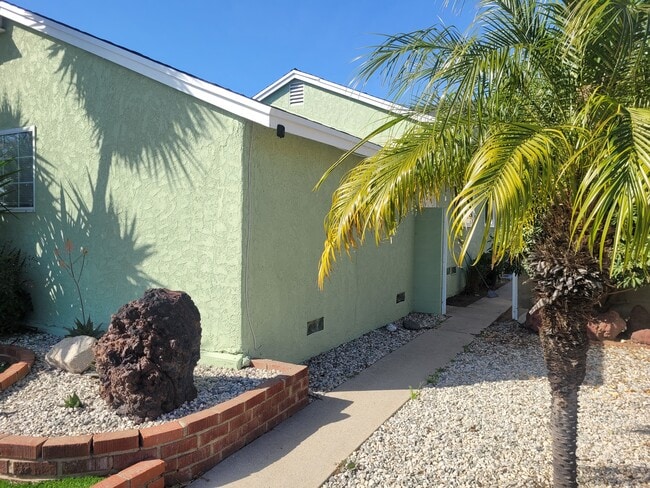 Photo - 14223 Carl St Unidad 1