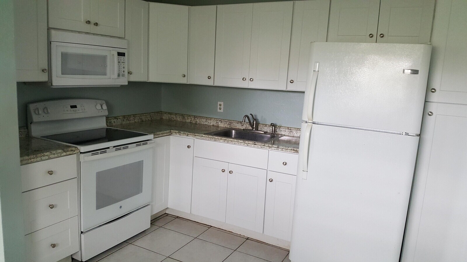 Photo - 109 E Central Blvd