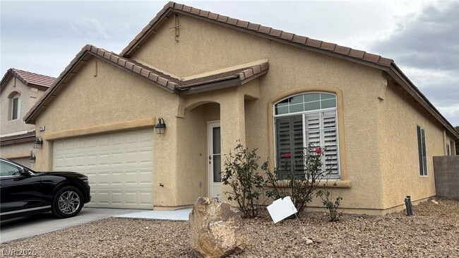 Photo - 2215 Heavenly Lights Ave