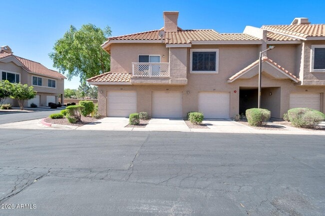 Building Photo - 1633 E Lakeside Dr Unit 109