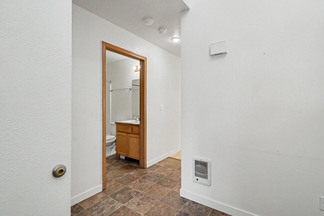 Photo - Springcrest - VPM526062S-6 Unit 5262