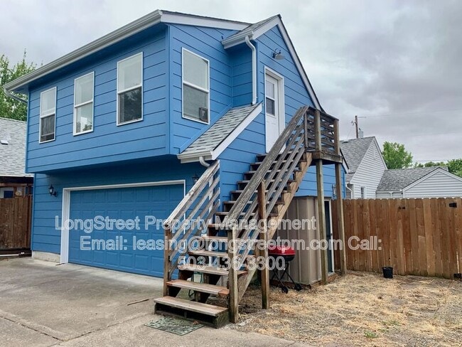 Building Photo - 714 NW 16th St