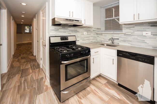 Photo - 2326 N Southport Ave Unit 2r